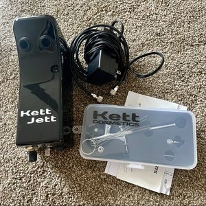 Kett Cosmetics airbrush machine